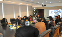 沧州开发区杨洪榜书记沧州市粮食局局长孟祥国一行来集团参观访问