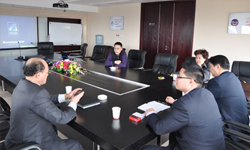 鸿翔集团张总一行莅临本公司参观指导，热情商谈合作事宜