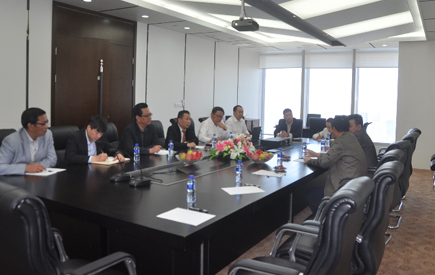 浦东新区惠南镇沈书记等一行领导莅临本公司