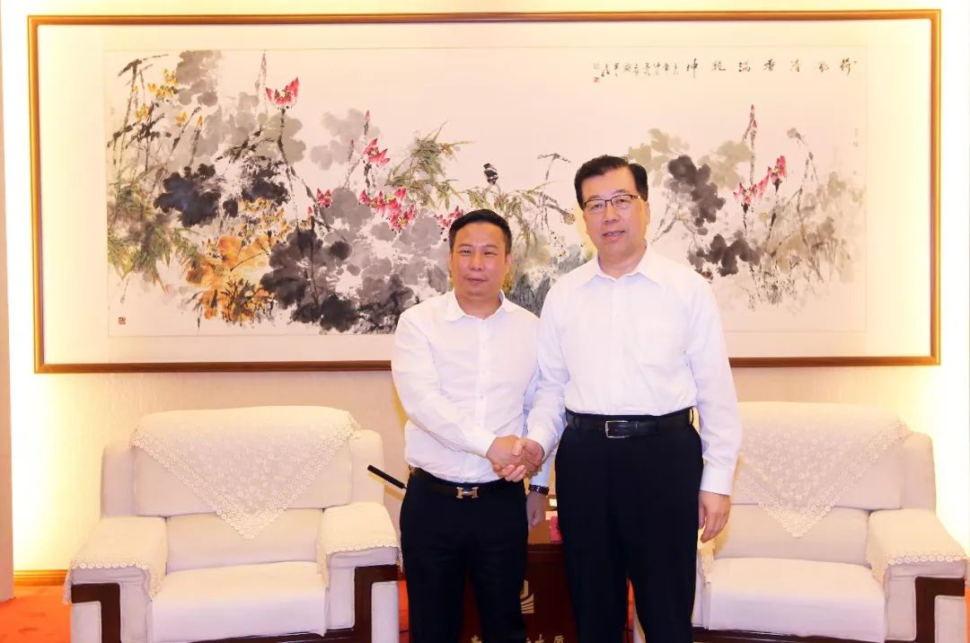 青岛市委书记张江汀会见中金国泰总裁